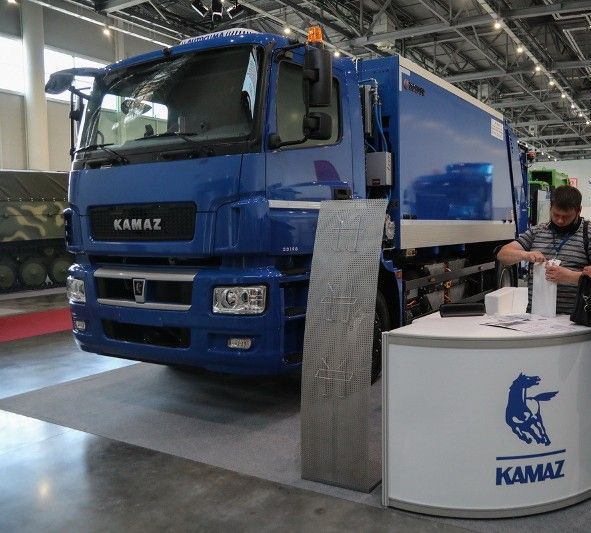ПЕРВЫЙ РОССИЙСКИЙ МУСОРОВОЗ НА ЭЛЕКТРОТЯГЕ