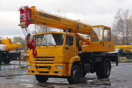 Автокран КС-35714К-3