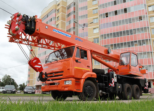 Автокран КС-55713-1К-3
