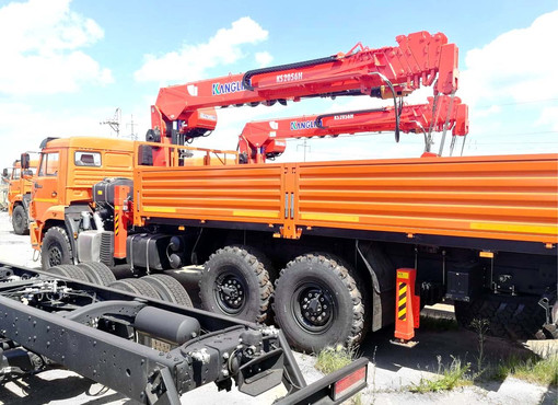 КМУ Kanglim KS2056H на шасси КАМАЗ-43118 с бурильно-крановой установкой