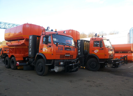 Комбинированная дорожная машина ЭД-405Г на базе КАМАЗ-65115