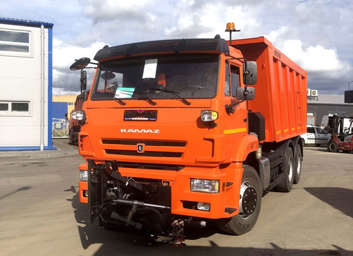 Комбинированная дорожная машина ЭД-405В1 на базе КАМАЗ 6520