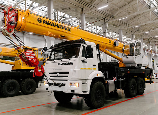 Автокран КС-45717К-3М (стрела 24 м)