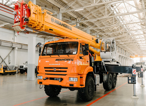 Автокран КС-55717К-3 AIR