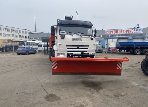 Самосвал на шасси КАМАЗ-43118 с КМУ МАЙМАН-110S