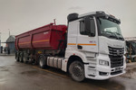 Автопоезд КАМАЗ-54901-054-94 с самосвальным полуприцепом НЕФАЗ-9509-016-30